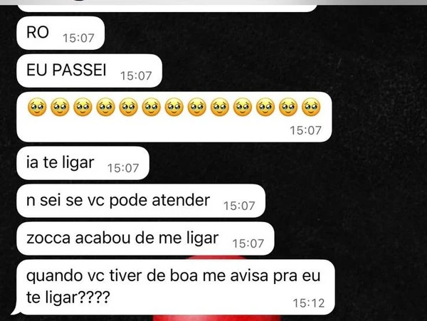 Thais — mensagem WhatsApp celebrando aprovação no processo seletivo